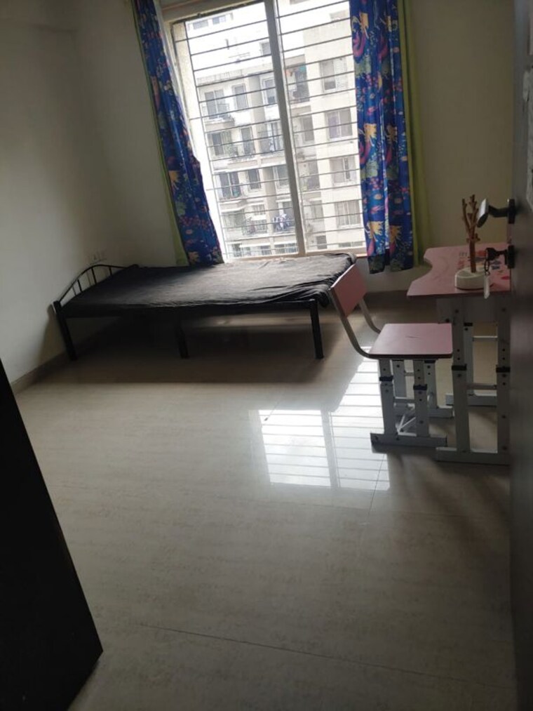Living Room, park-express 3 Bedroom 1500 Sq.Ft. Apartment In Baner Pune 10722020