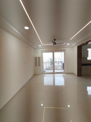 Room in 3 BHK Apartment at Kakatiya Hills, Jubilee Hills – for Rent