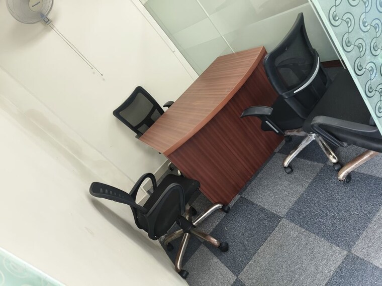 Team Area, sector 2 Commercial Office Space 3500 Sq.Ft. In Sector 2 Noida 10722030
