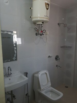Bathroom in 2 BHK Builder Floor at Sector 46 – for Rent