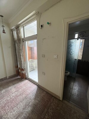 Building Lobby in 2 BHK Builder Floor at Indrapuram – for Rent