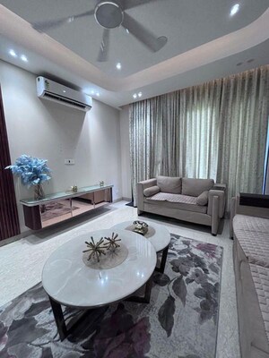 Living Room in 2 BHK Apartment at South Delhi – for Rent