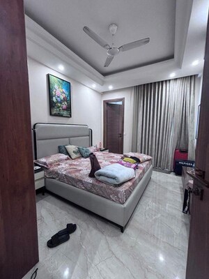Bedroom in 2 BHK Apartment at South Delhi – for Rent