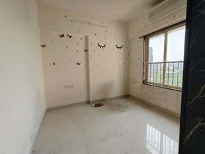 Room in 1 BHK Apartment at Heritage Shakuntala Mahal, Chembur – for Sale