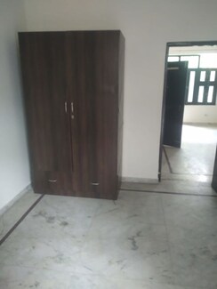 2 BHK Builder Floor For Rent in Sector 52