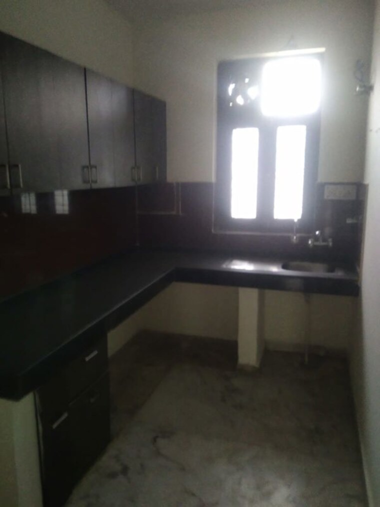 Kitchen, sector 52 2 Bedroom 163 Sq.Yd. Builder Floor In Sector 52 Gurgaon 10722146