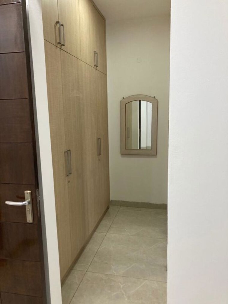 Room, sector 57 2 Bedroom 1500 Sq.Ft. Builder Floor In Sector 57 Gurgaon 10722187