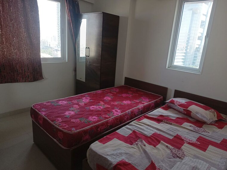 Bedroom, adarsh-nagar-society 2 Bedroom 500 Sq.Ft. Apartment In Worli Mumbai 10722197