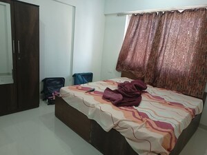 Bedroom in 2 BHK Apartment at Adarsh Nagar Society, Worli – for Rent