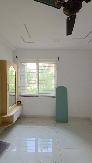 Room in 2 BHK Apartment at Kalpataru Residency, Sanath Nagar – for Sale