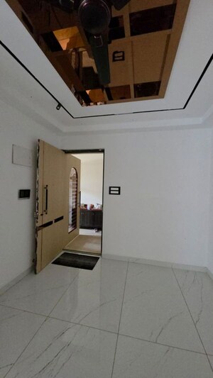 Room in 2 BHK Apartment at Kalpataru Residency, Sanath Nagar – for Sale