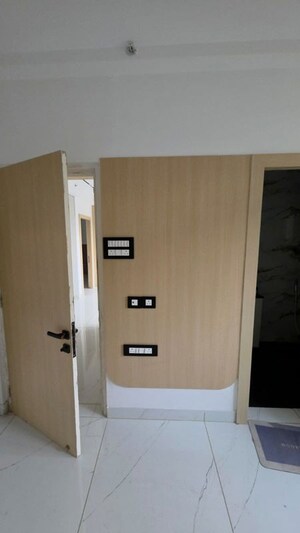 Room in 2 BHK Apartment at Kalpataru Residency, Sanath Nagar – for Sale