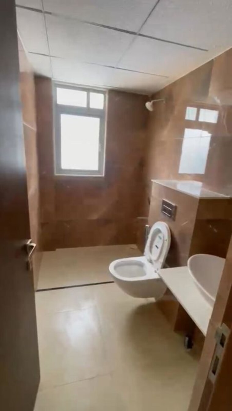 Bathroom, kolte-patil-life-republic 3 Bedroom 1544 Sq.Ft. Apartment In Hinjewadi Pune 10722121