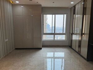 Room in 3 BHK Apartment at Sumadhura The Olympus, Financial District – for Rent
