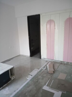 Furnished Amenities in 3 BHK Apartment at Nirala Estate II, Tech Zone 4 Greater Noida – for Rent