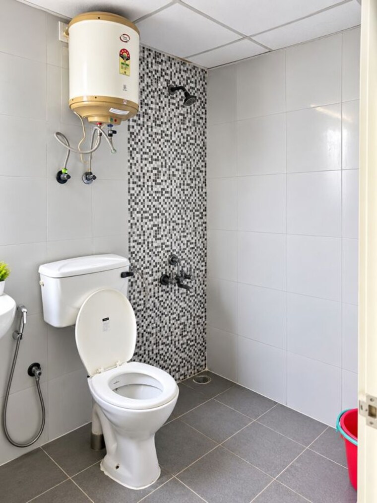 Bathroom, signature-global-solera-2 2 Bedroom 634 Sq.Ft. Apartment In Sector 107 Gurgaon 10722260