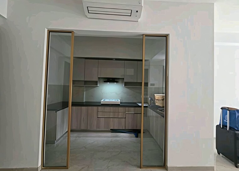 Room, smart-world-orchard 3 Bedroom 1680 Sq.Ft. Apartment In Sector 61 Gurgaon 10722300