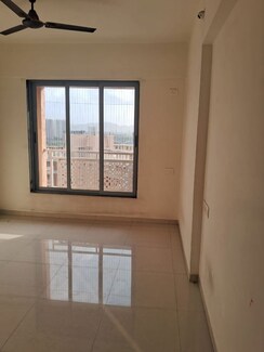 2 BHK +Apartment For Rent in Lodha Panacea 1