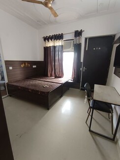 3 BHK Builder Floor For Rent in Sector 46