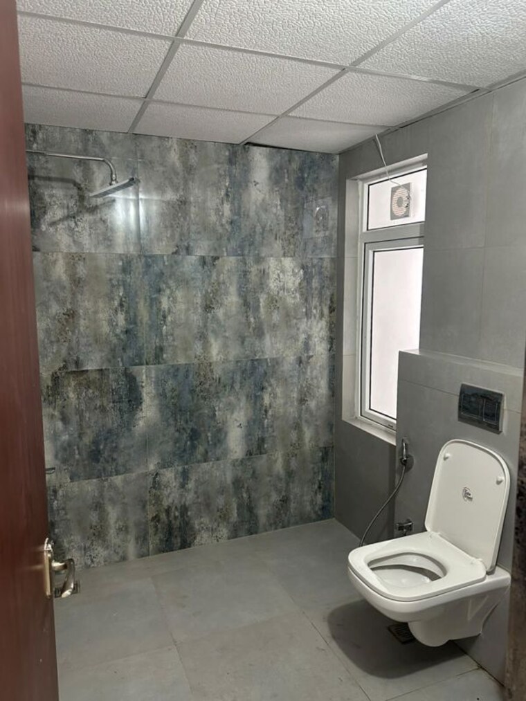 Bathroom, lansum-el-dorado 3 Bedroom 1540 Sq.Ft. Apartment In Narsingi Hyderabad 10722367