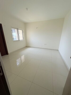 Room in 3 BHK Apartment at Century Breeze, Jakkuru – for Sale