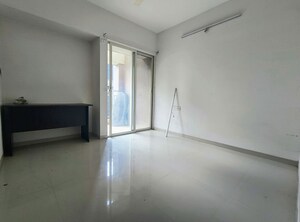Room in 1 BHK Apartment at Mantra Insignia, Keshav Nagar – for Rent
