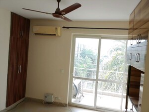Room in 3 BHK Builder Floor at Sector 23 – for Rent