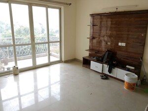 Room in 3 BHK Builder Floor at Sector 23 – for Rent