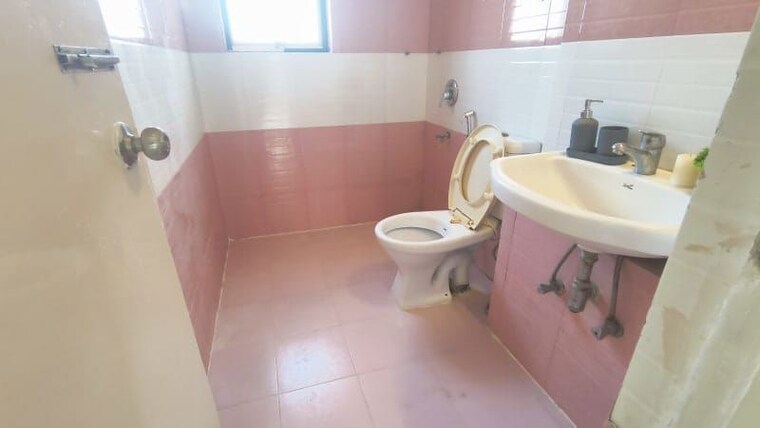 Bathroom, orris-carnation-residency 3 Bedroom 1645 Sq.Ft. Apartment In Sector 85 Gurgaon 10722498