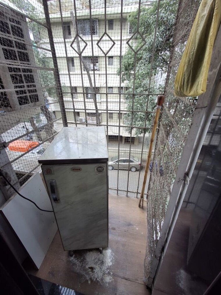 Balcony, sadashiv peth 2 Bedroom 950 Sq.Ft. Apartment In Sadashiv Peth Pune 10722501