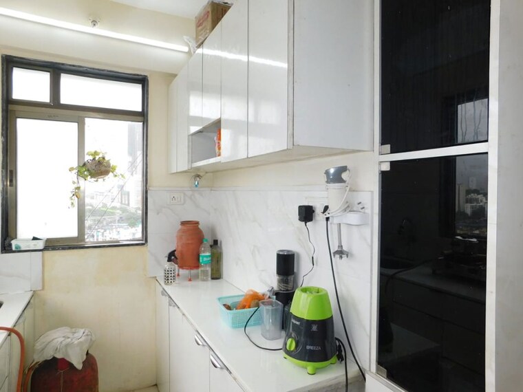 Kitchen, malad east 1 Bedroom 500 Sq.Ft. Apartment In Malad East Mumbai 10722504