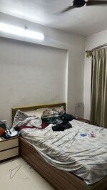 3 BHK +  2300 Sq.Ft. Apartment in Ishwar Om Siddhivinayak Apartment