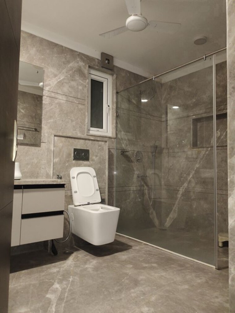 Bathroom, lajpat nagar iii 3 Bedroom 2700 Sq.Ft. Builder Floor In Lajpat Nagar Iii Delhi 10722527