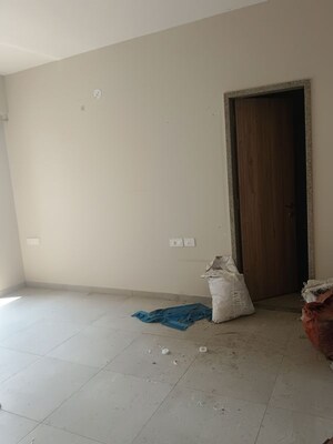 Room in 2 BHK Apartment at Birla Vanya, Kalyan West – for Rent