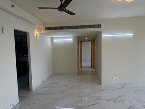 Room in 3.5 BHK Apartment at Conscient Hines Elevate, Sector 59 – for Sale
