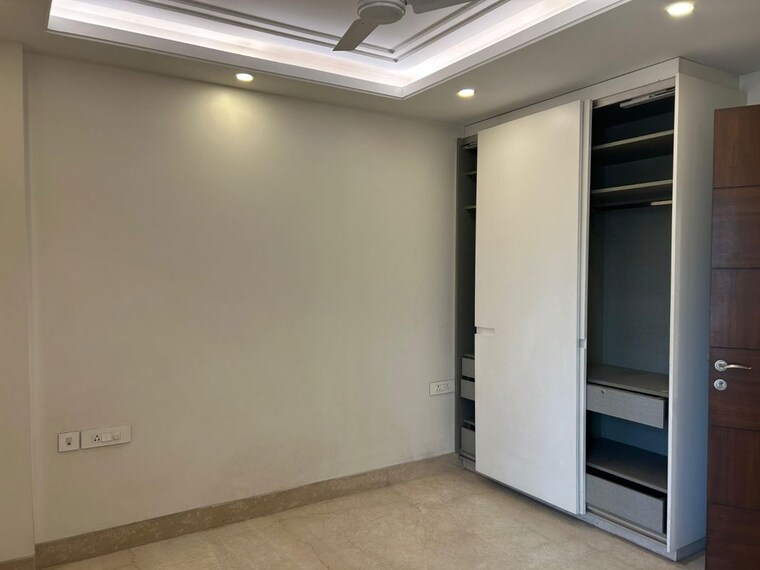 Room, chittaranjan park 3 Bedroom 200 Sq.Yd. Builder Floor In Chittaranjan Park Delhi 10722541