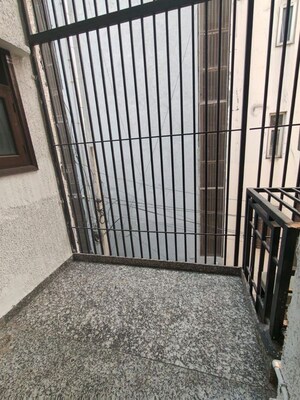 Balcony in 3 BHK Builder Floor at Kailash Colony – for Rent