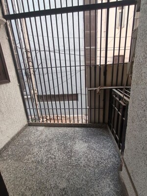  3 BHK Builder Floor at Kailash Colony – for Rent