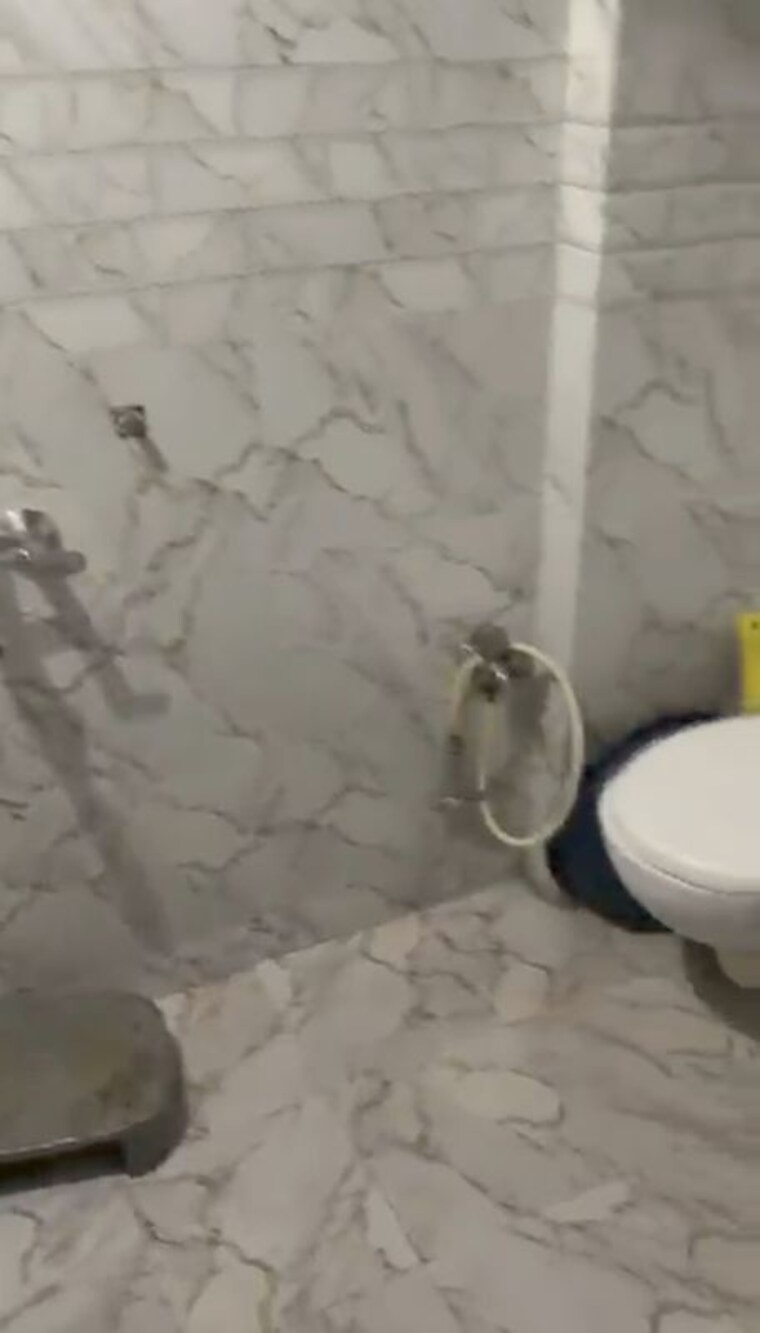 Bathroom, jai-mahakali-chs 1 Bedroom 350 Sq.Ft. Apartment In Andheri East Mumbai 10722556