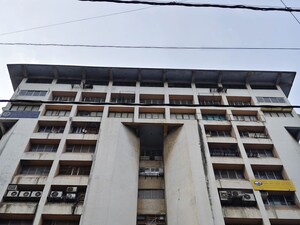  Office Space – Exterior View View at Sayajiganj - for Sale
