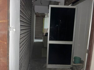 Balcony in  Shop at Shakarpur – for Sale