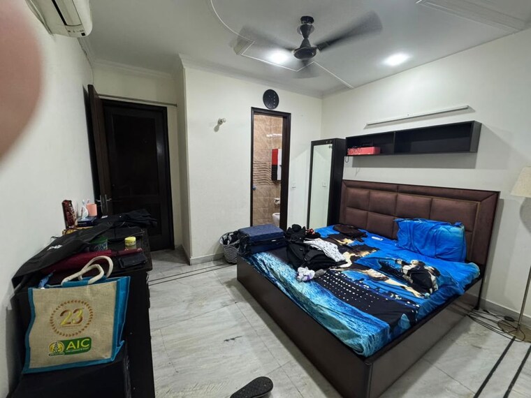 Bedroom, chittaranjan park 3 Bedroom 1600 Sq.Ft. Builder Floor In Chittaranjan Park Delhi 10722617