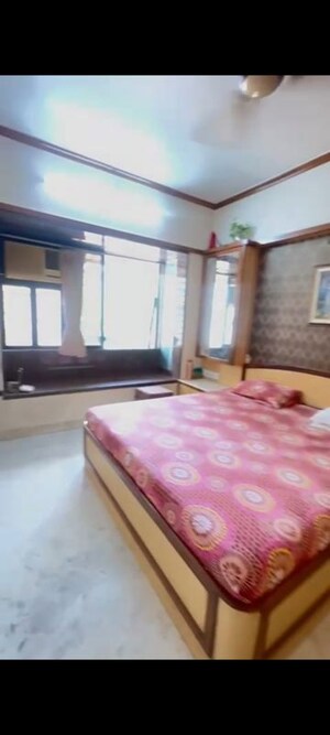 Bedroom in 1 BHK Apartment at Malad Apartment, Malad West – for Rent
