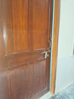 Furnished Amenities in 3 BHK Villa at Mahmoorganj – for Rent