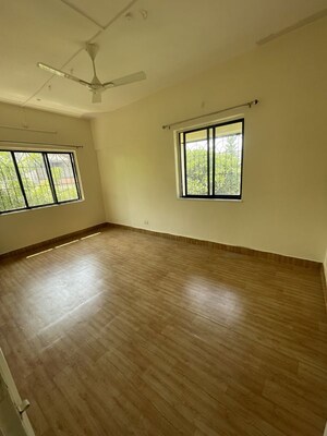 Furnished Amenities in 1 BHK Apartment at Nilanjali CHS, Kalyani Nagar – for Rent