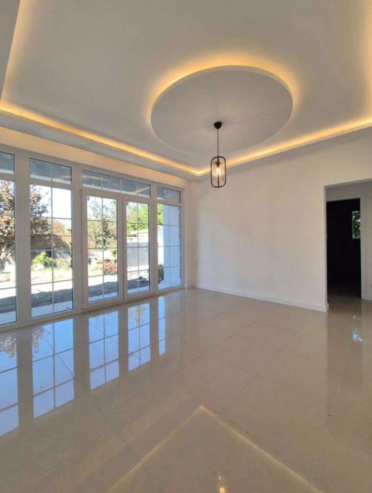 Room, kamdhenu-jasmine-chs 6+ Bedroom 3500 Sq.Ft. Villa In Pimple Saudagar Pune 10722730