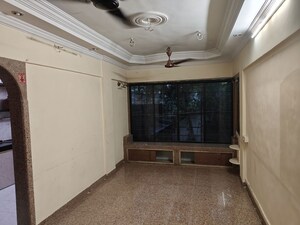 Room in 1 BHK Apartment at Shree Manek Nagar CHS, Borivali West – for Rent