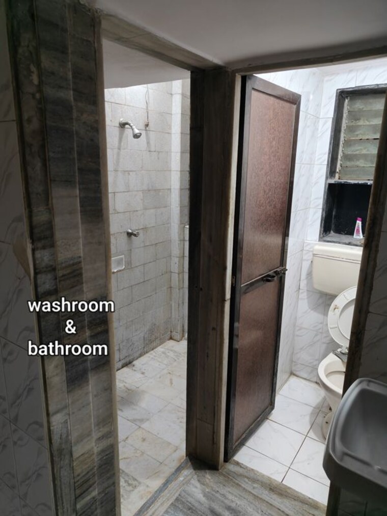 Bathroom, shree-manek-nagar-chs 1 Bedroom 520 Sq.Ft. Apartment In Borivali West Mumbai 10722764