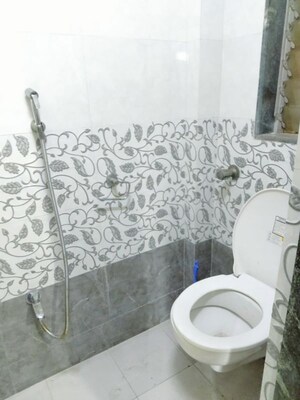 Bathroom in 1 BHK Apartment at Palm Springs CHS Airoli, Airoli Sector 7 – for Rent