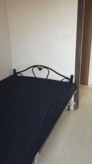 Bedroom in 2 BHK Apartment at Dosti Oak, Balkum Pada – for Rent